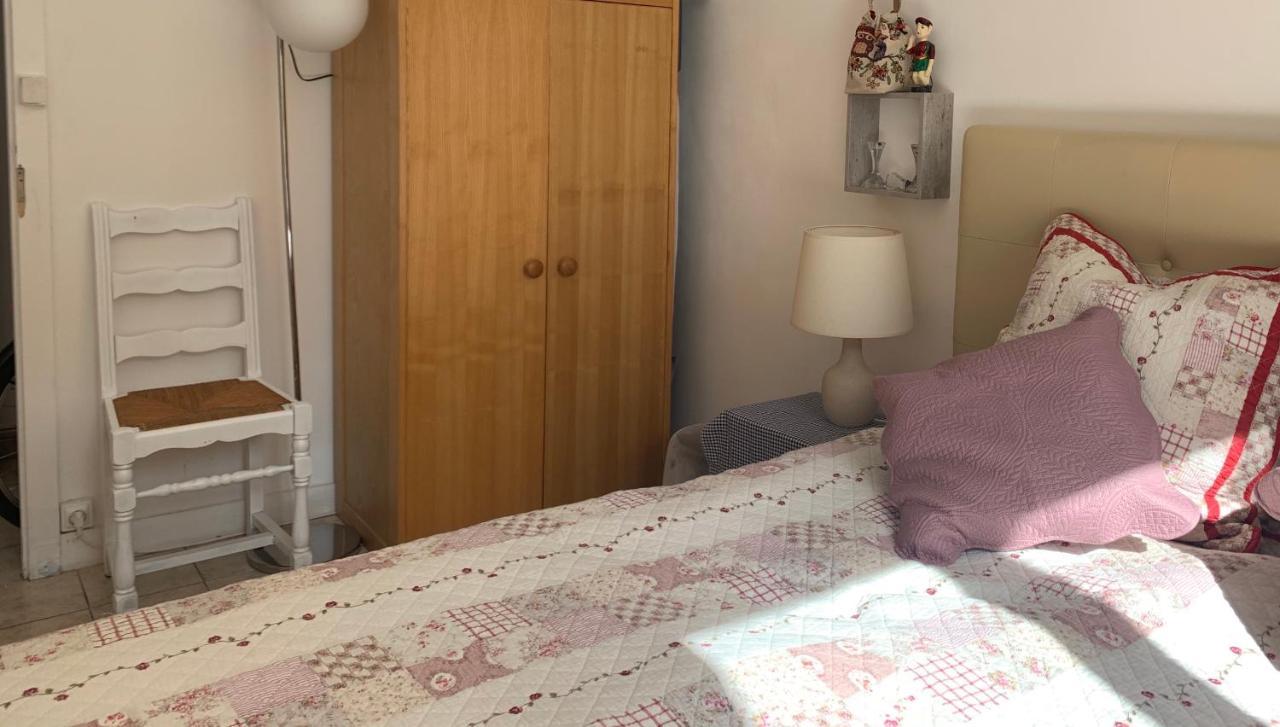 Charmant Room Chez Nous Bus Direct Orly Ablon-sur-Seine Eksteriør billede